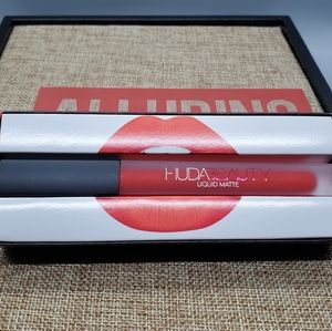 Huda liquid matte lipstick in the color Alluring